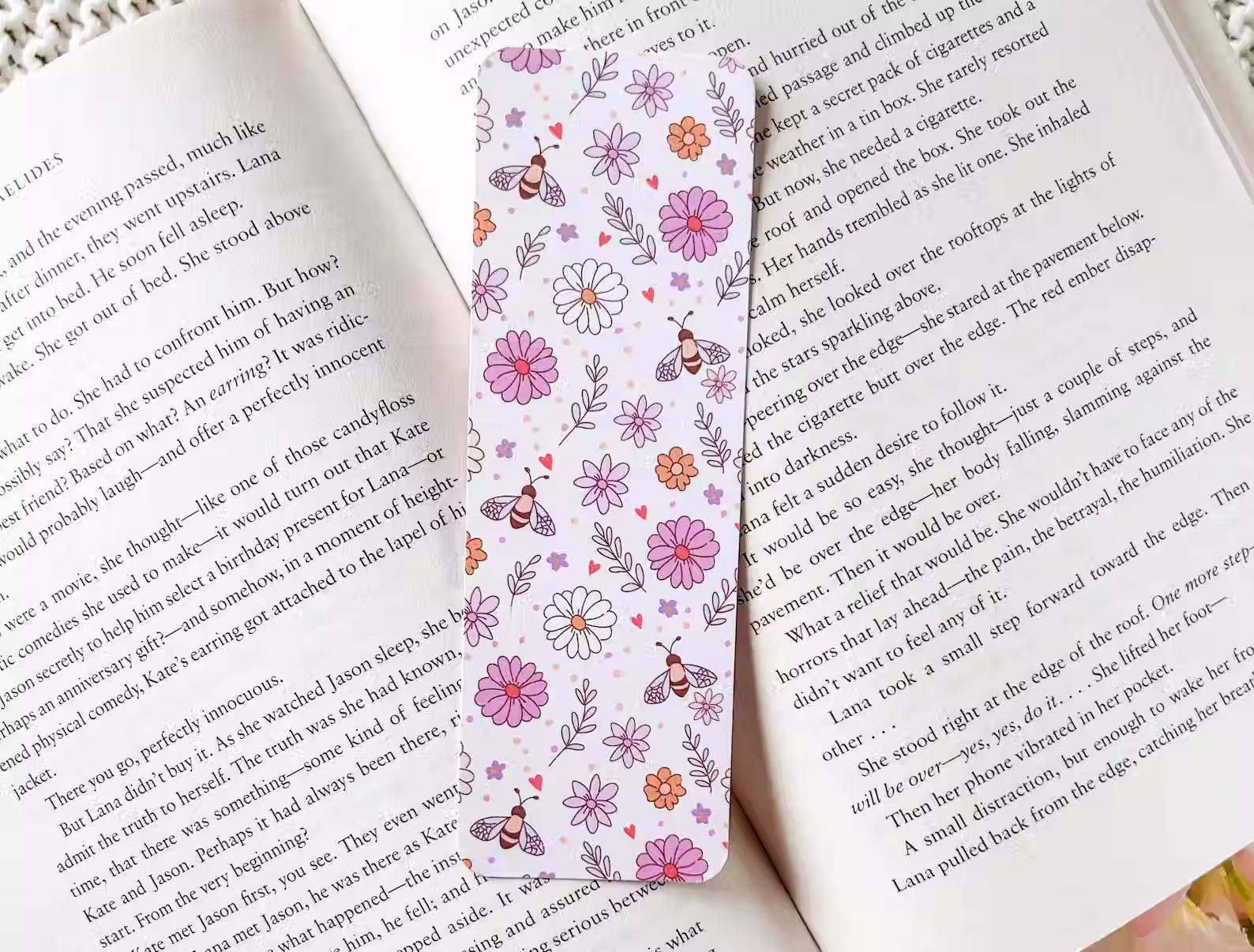 Garden Bee Bookmark