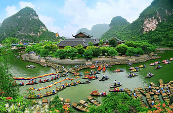 HOA LU.jpg