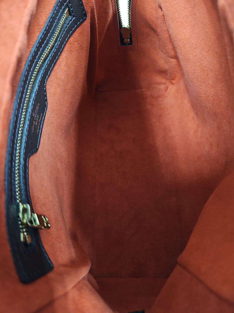 Thumbnail: LV - Brera Bag