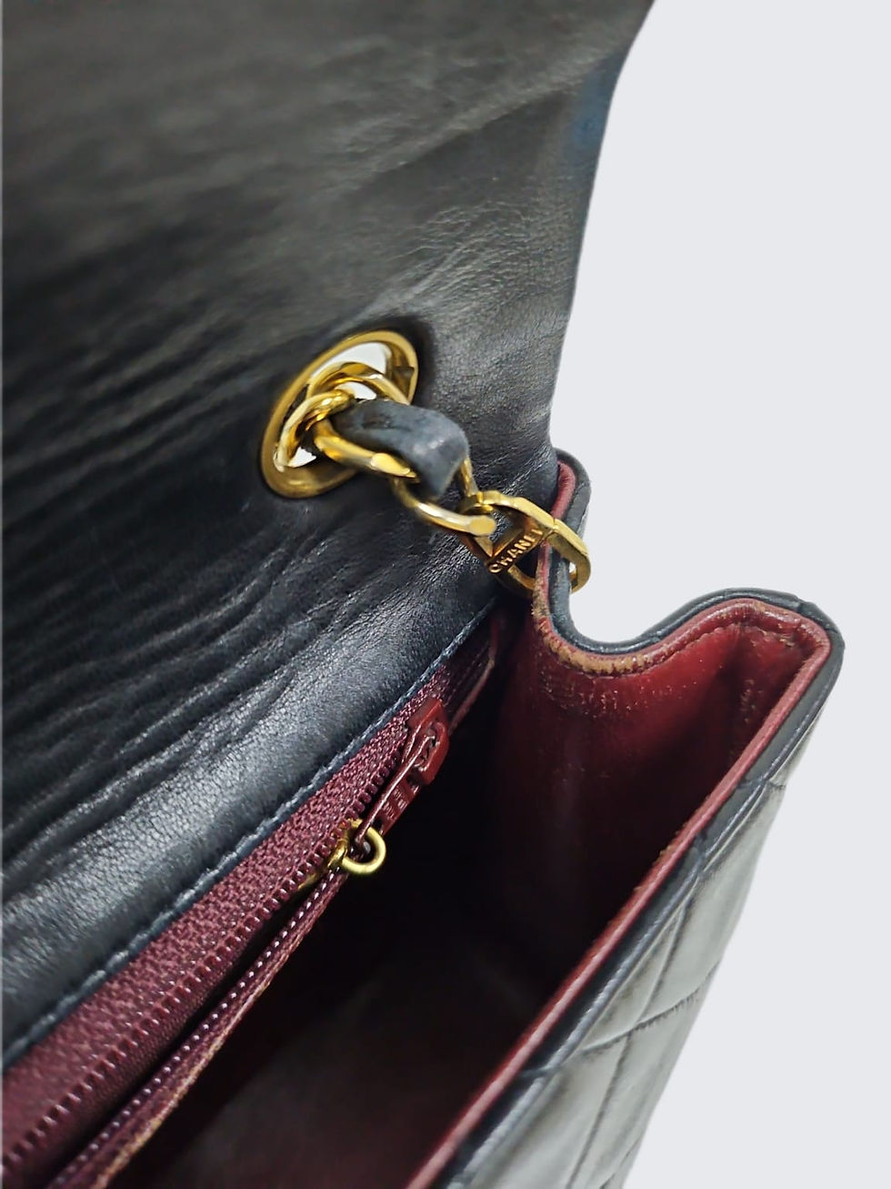 Thumbnail: CHANEL - Vintage Shoulder Flap Bag