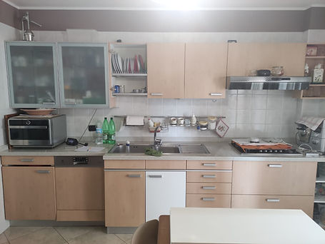 Cucina vecchia da cambiare le ante
