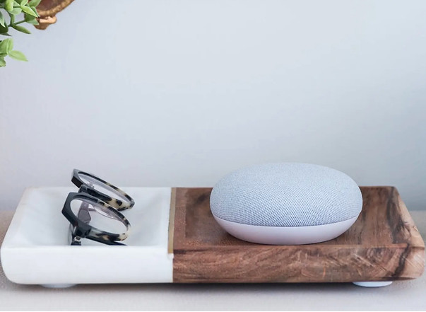 Smart speaker with AI