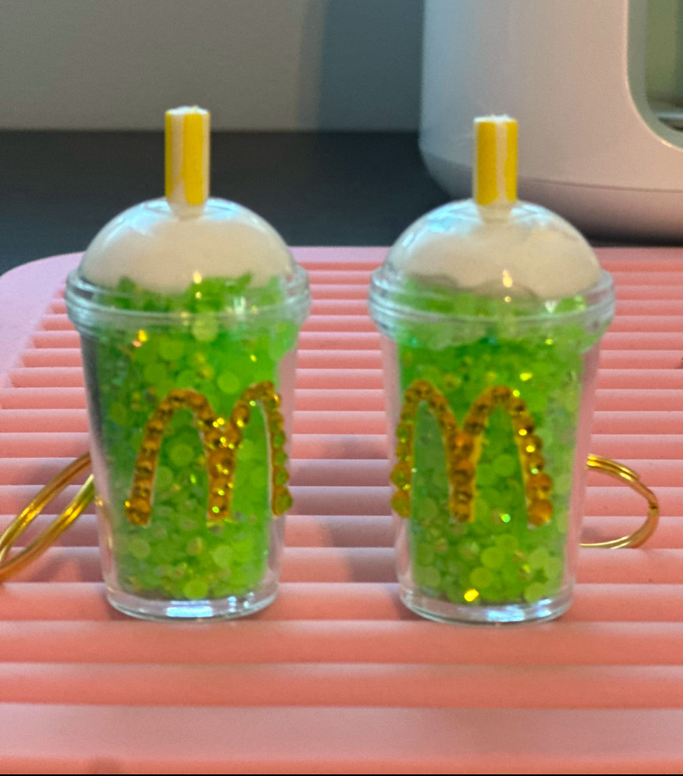 Shamrock shake mini drink keychain (SS)