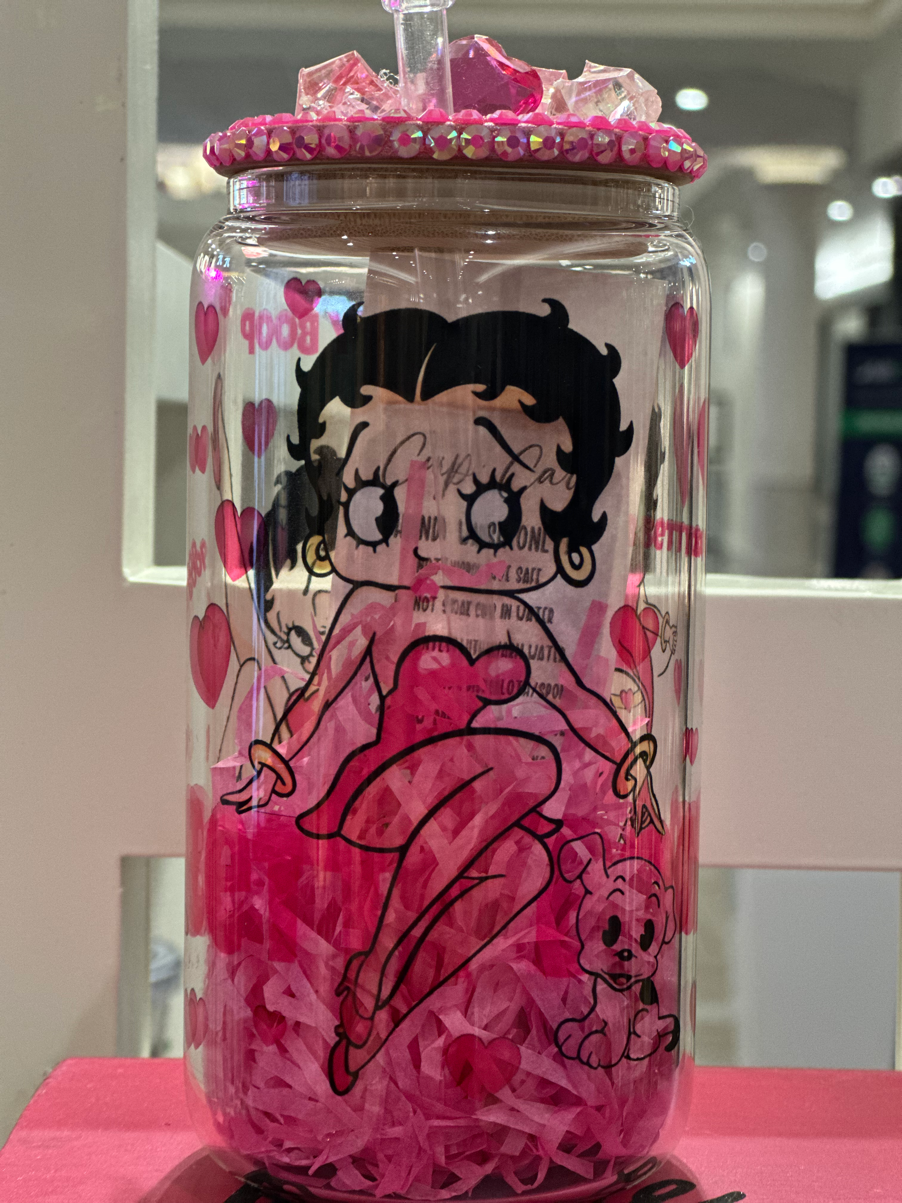 16 oz Betty Boop glass can 