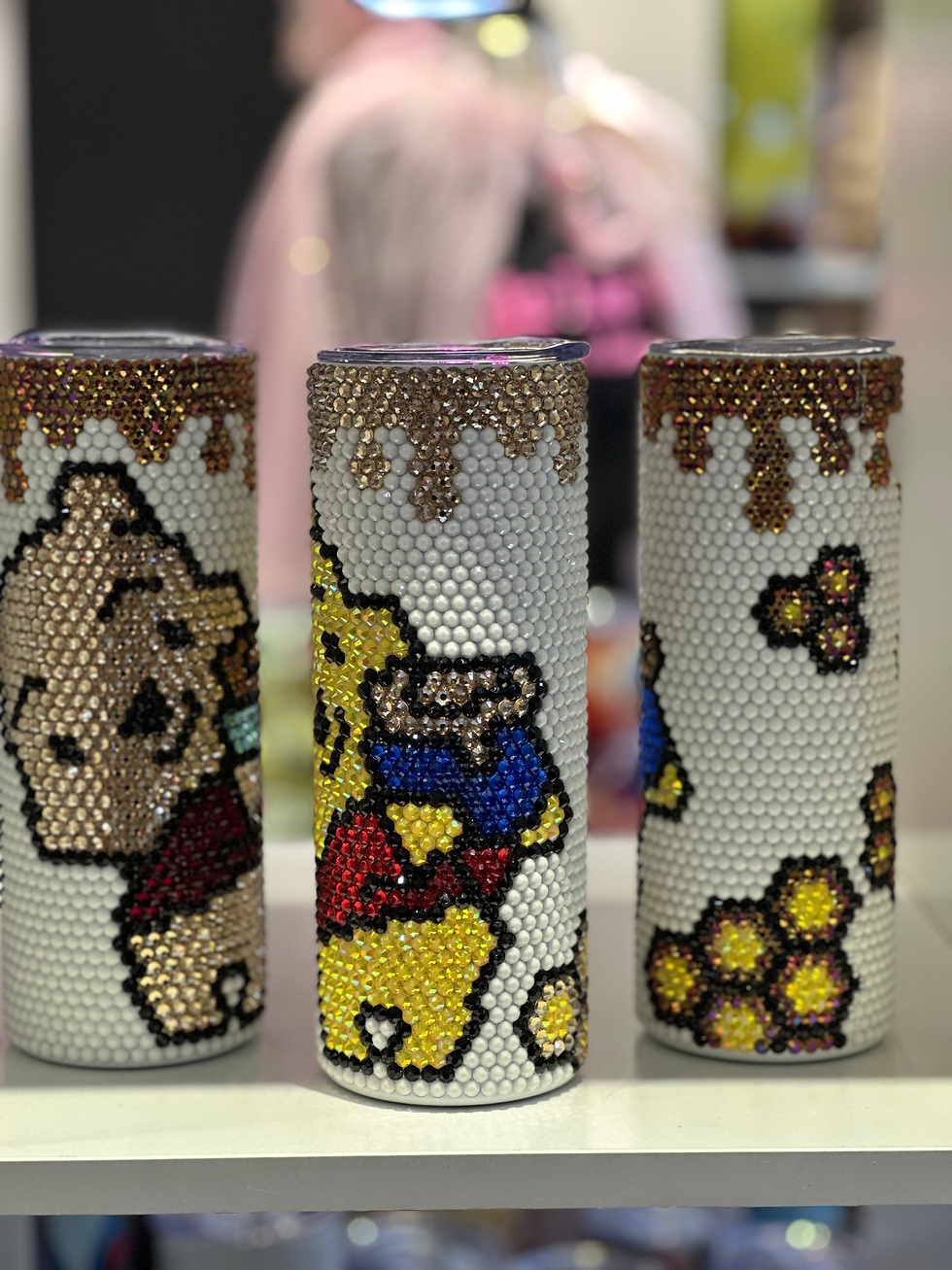 20 oz hand made Winnie the Pooh bling tumbler (SS)