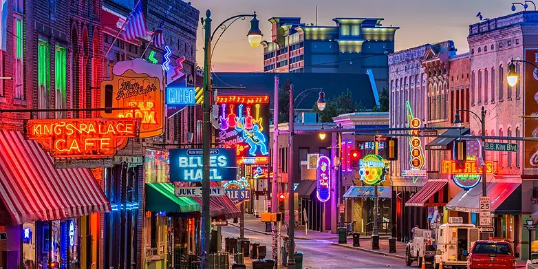 beale-street-lights-memphis-tennessee_2x1.webp