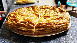 Picsart_23-01-12_22-34-02-451