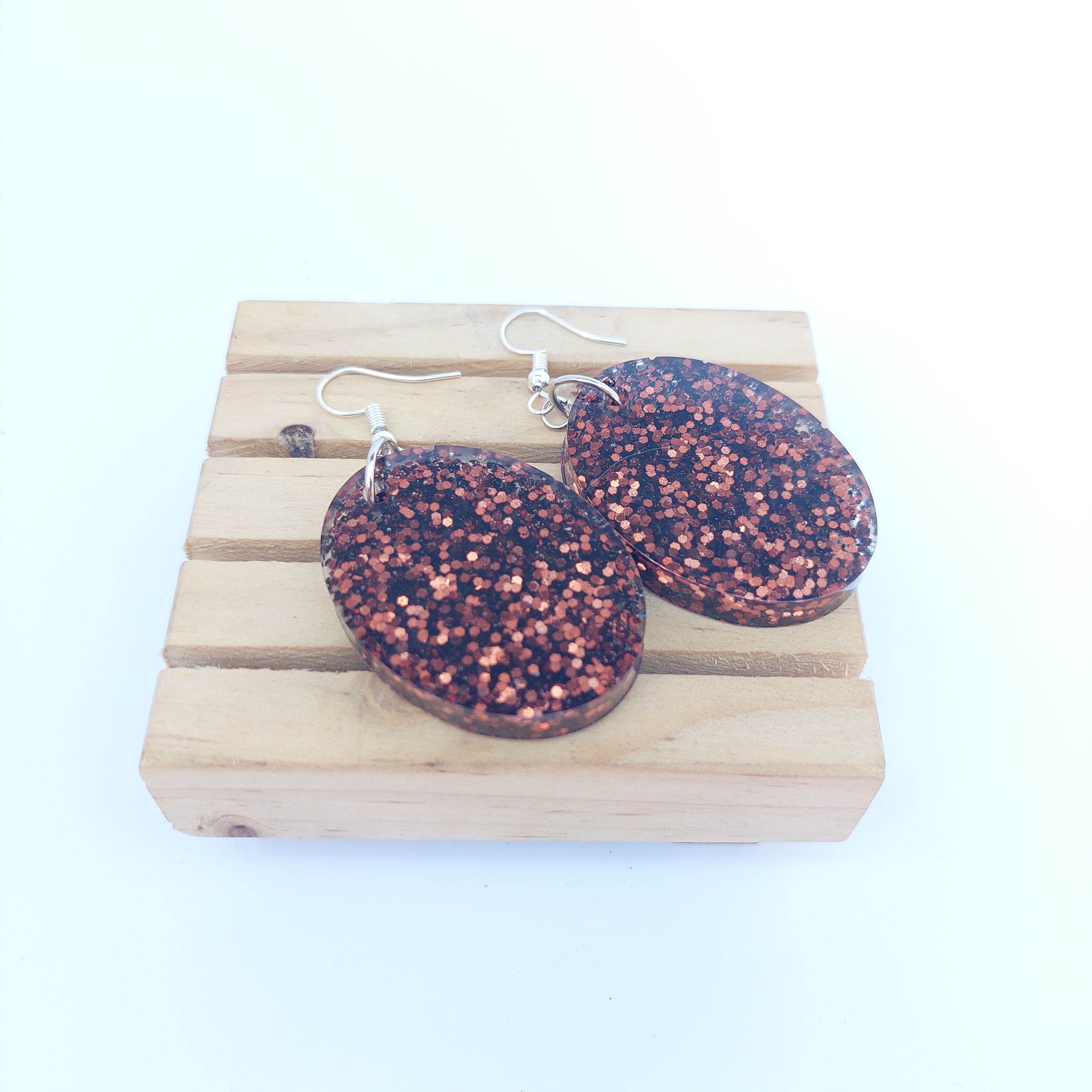 Oval Resin Earrings (brown&glitter)