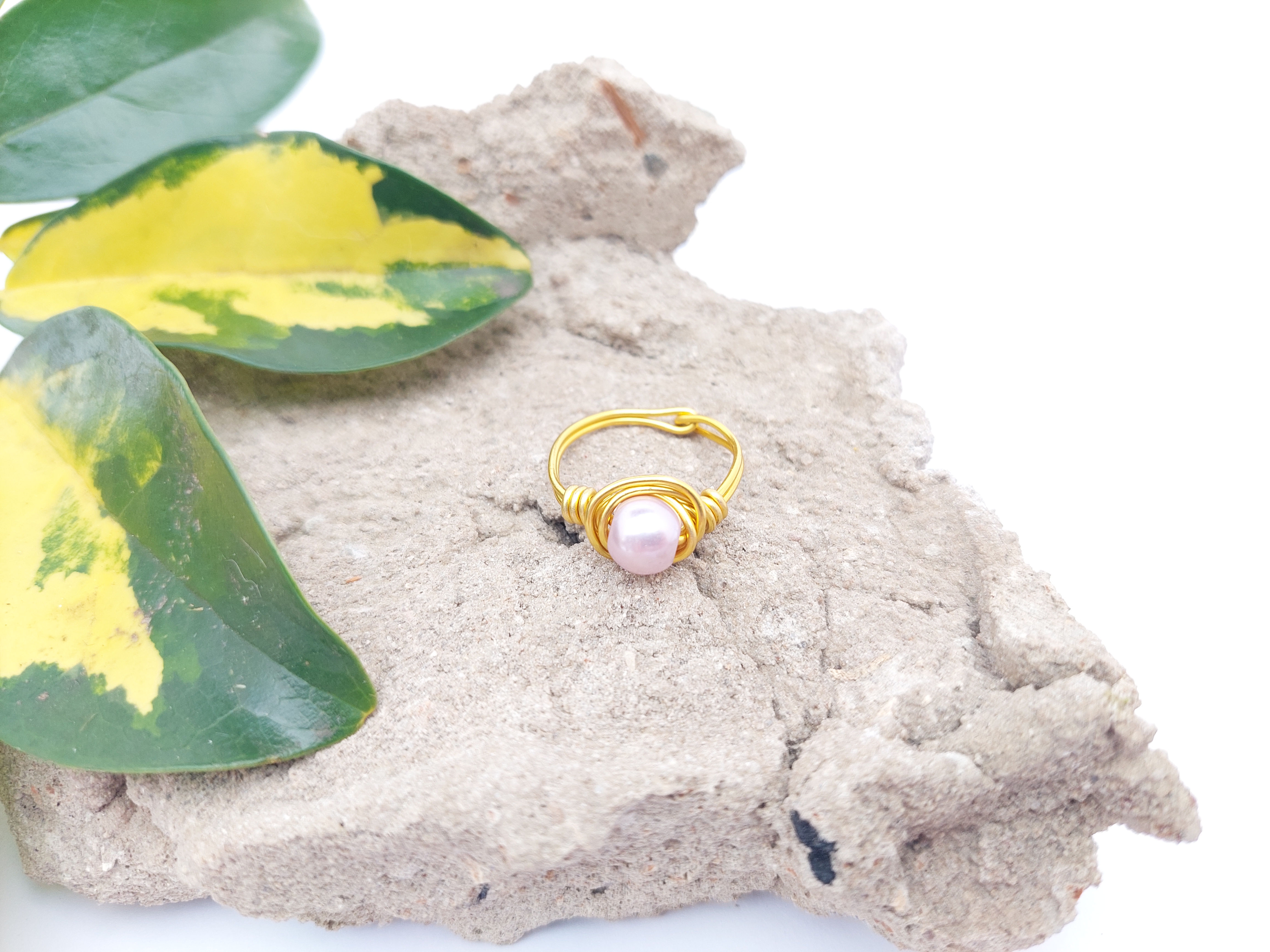 Wire Ring US10 (pink&gold)
