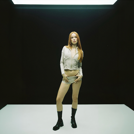 Bae Blade ‘INTRODUCING BAEDDIES’ full EP out now on her new B.A.E. - Build Around Energy imprint Feat. previous EP single with Laure Croft remix & new original cut ‘WKAT?’