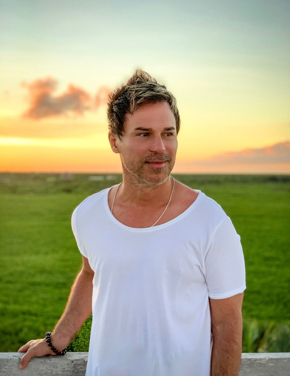 BT presents MERCURY & SOLACE
(SASHA REMIX)