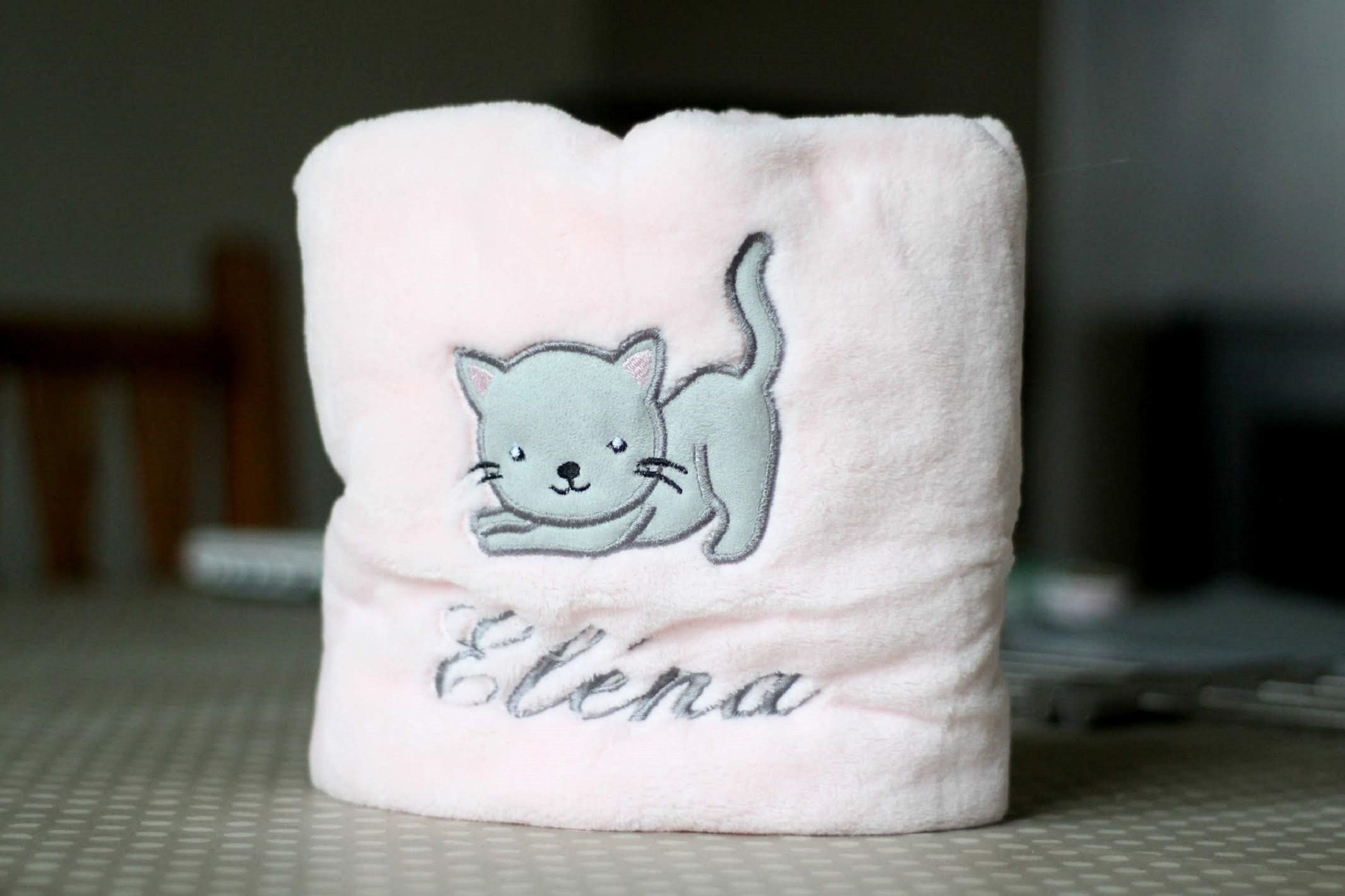 COUVERTURE POLAIRE CHAT