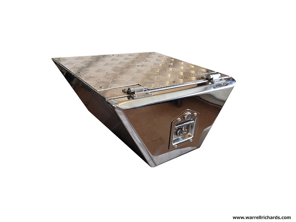 Miniatura: X2 Aluminium With Mirrored Stainless Door Wedge Toolbox / Wheel Arch Lockers