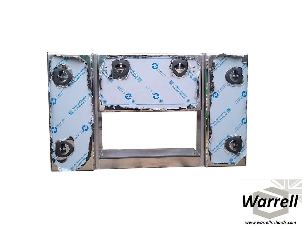 Miniatura: L1700X H1000 X D300 Rear of cab module, Stainless Mirrored doors