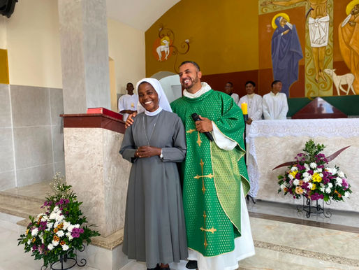 Irmã Kalista é saudada com gratidão e emoção em despedida da Paróquia Nossa Senhora da Soledade