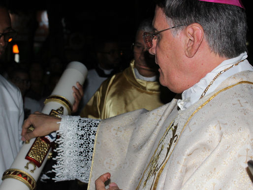 Sábado de Aleluia: Fiéis celebram vitória do Cristo Ressuscitado