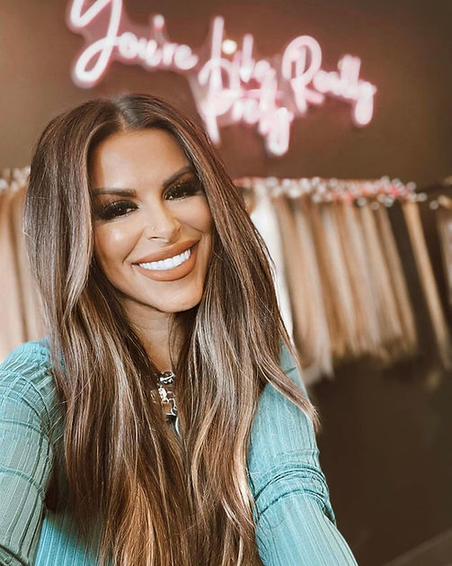 Tiffany Violet Penn Master Luxury Hair Extension Artist