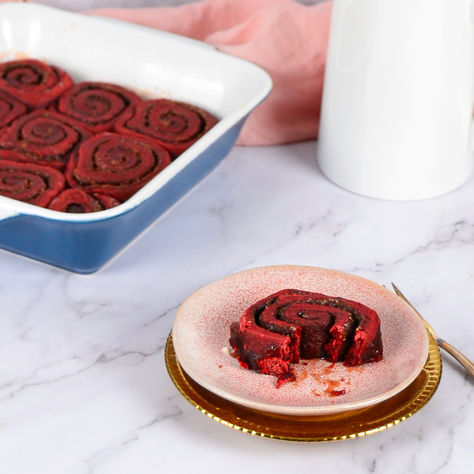 Red velvet cinnamon buns