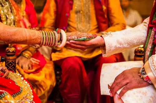 arya-samaj-marriage-services-500x500.webp