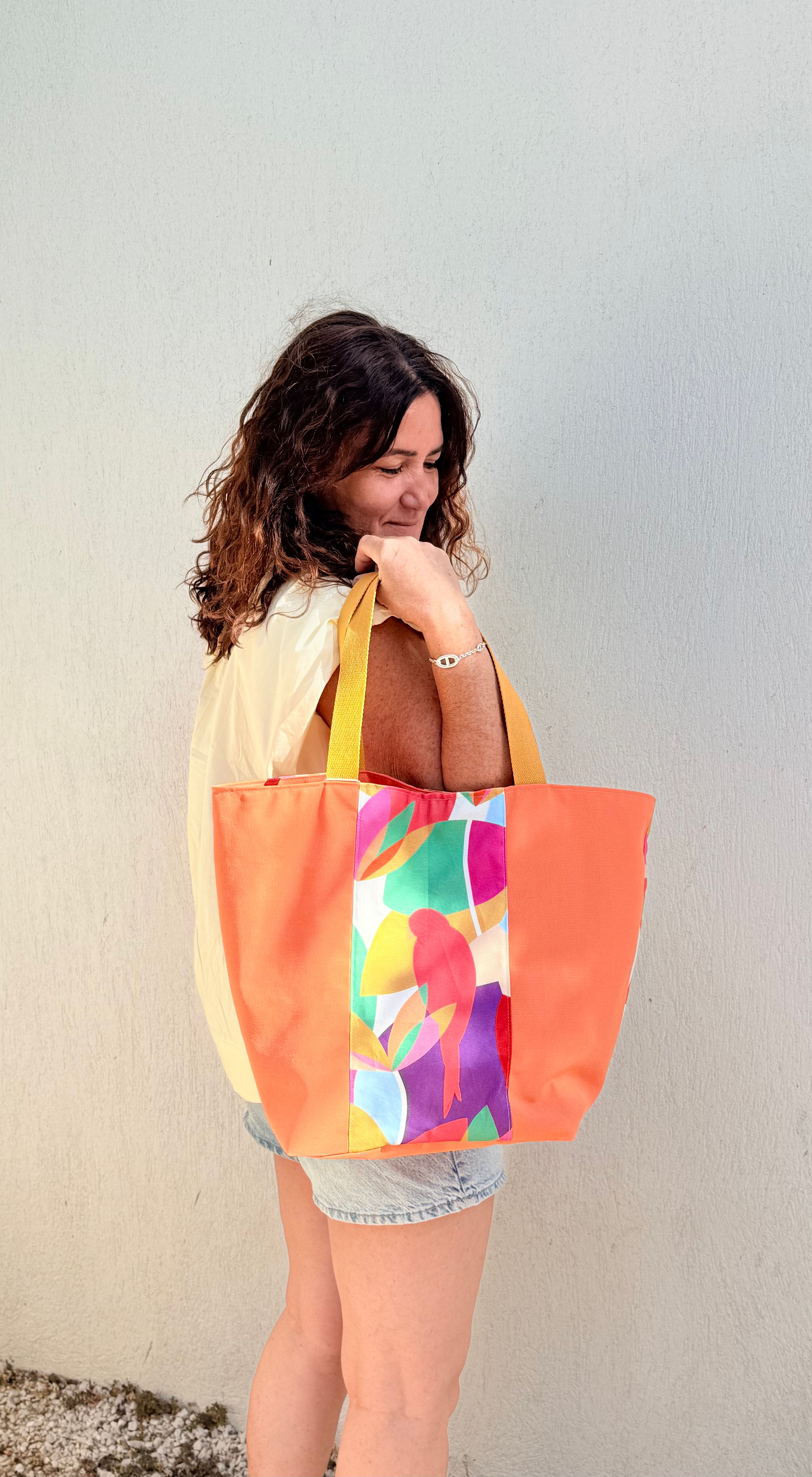 Grand cabas orange et multicolore 