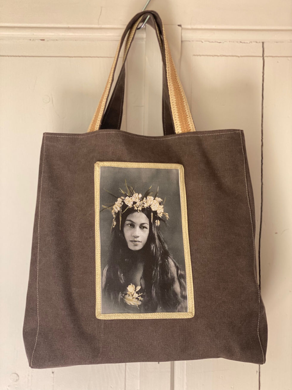 Miniature : Grand Cabas Tahiti Vintage « vahiné à la couronne »