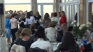 Sărbătoarea femeilor la Șoimuș. Seară cu distracție și voie bună