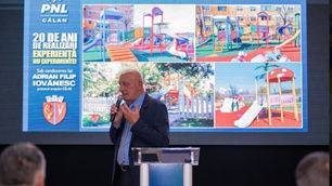 Liberalul Adrian Filip Iovănesc - lansare impresionantă la Primăria Călan