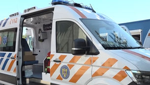 O ambulanță de ultimă generație, pregătită să vină în sprijinul pacienților