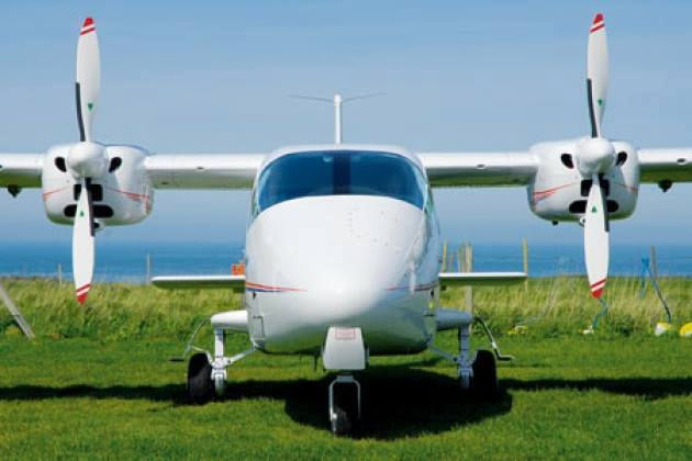 Aeros Tecnam P2006T