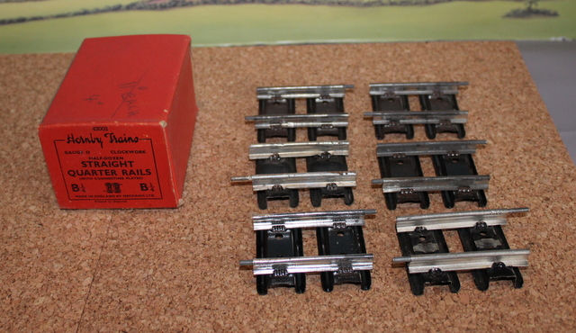 HORNBY O GAUGE B 1/4 STRAIGHT QUARTER RAILS BOXED