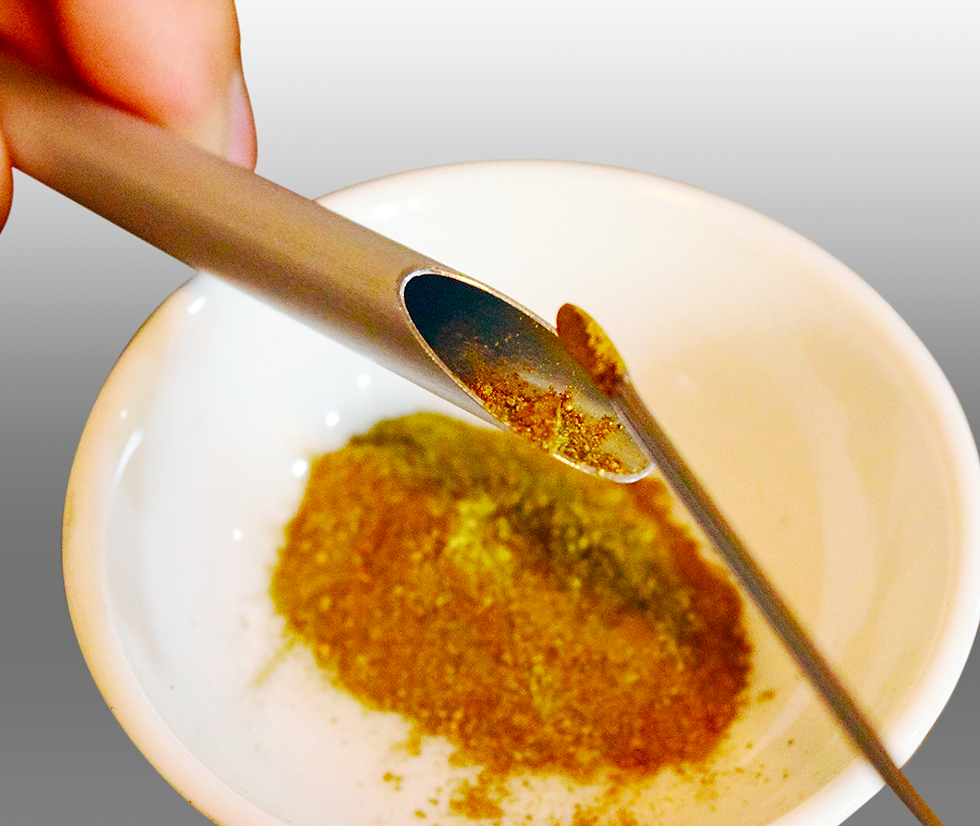 Thumbnail: Poudre dorée & tube Fun Zutsu