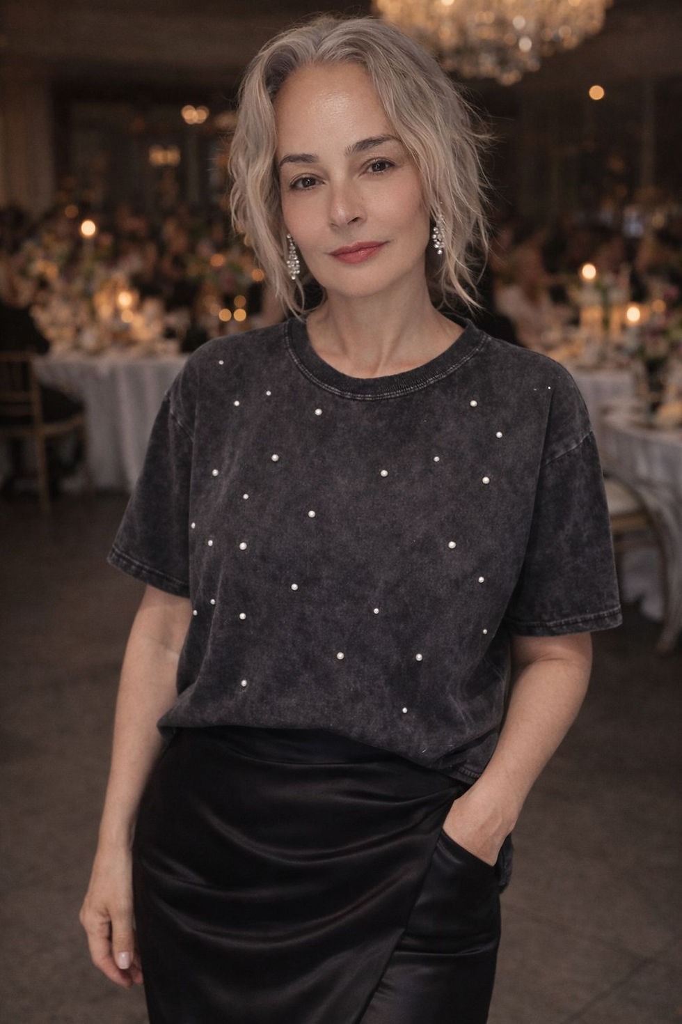 Küçük resim: Taş Detaylı Yıkamalı Tshirt