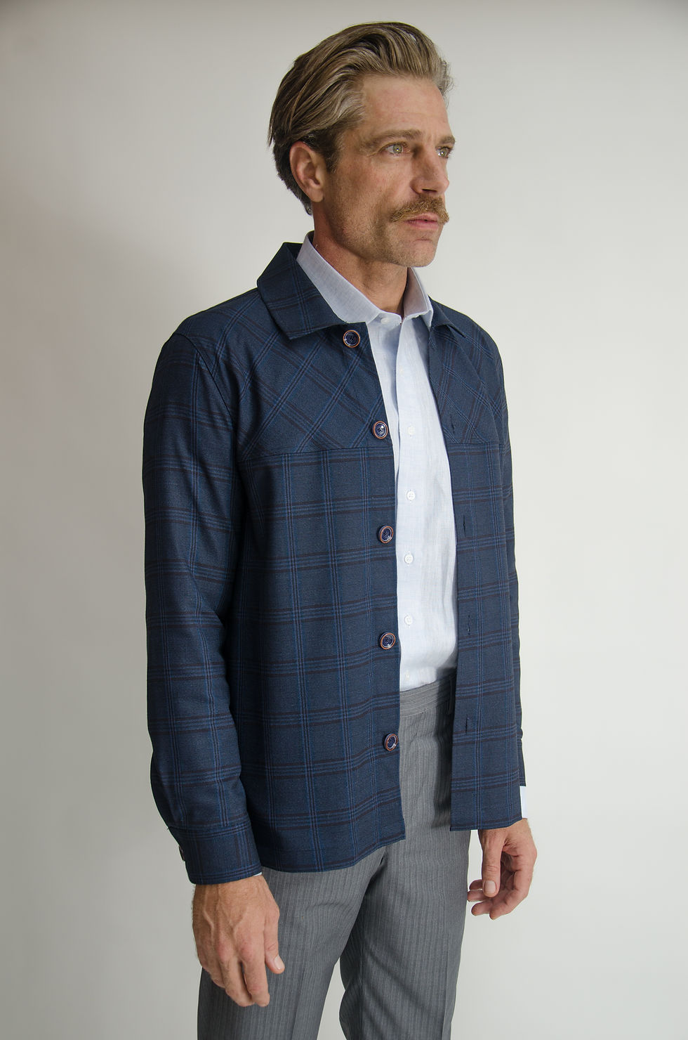 Miniatura: Sobrecamisa tipo casimir marino