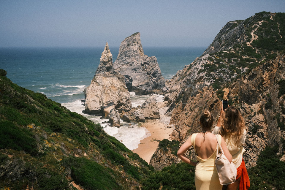 Blue Mind Retreats - Ocean & Yoga Retreats | Portugal
