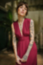 VESTIDO BORDÔ MIDI COM BOLSOS GESTANTE AMAMENTAR