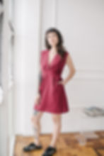 VESTIDO VINHO BORDO CURTO ALFAITARIA COM BOLSOS DECOTE