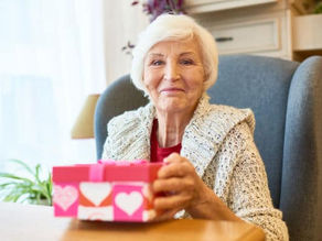 10 Fantastic Valentine’s Day Ideas for Seniors: Activities and Gifts