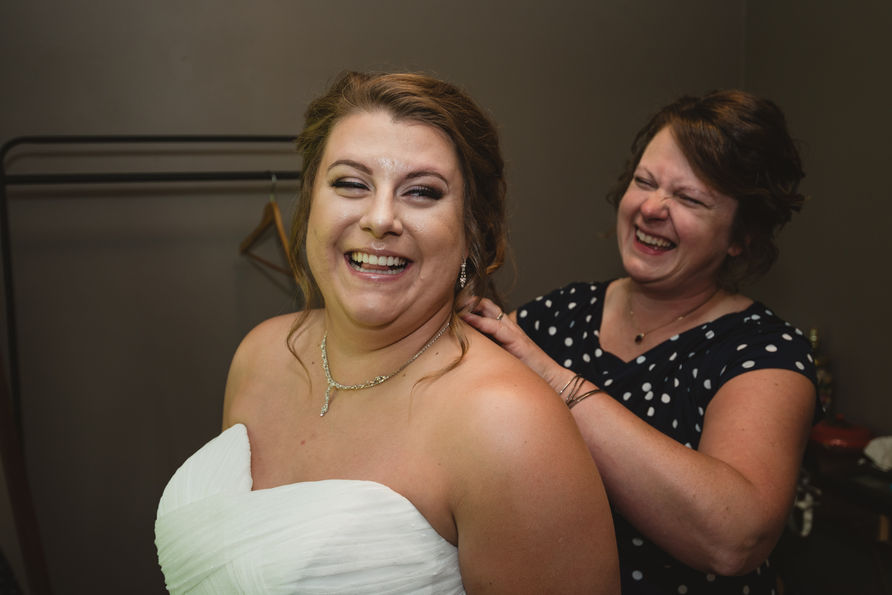 2020_AhlersWedding-Candid-42.jpg