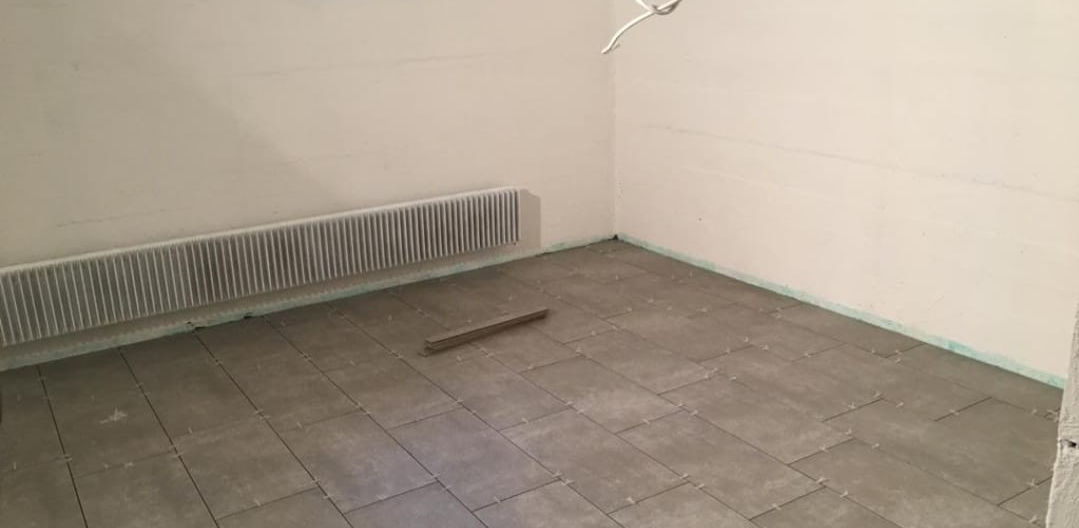 Keramik- und Gartenplatten