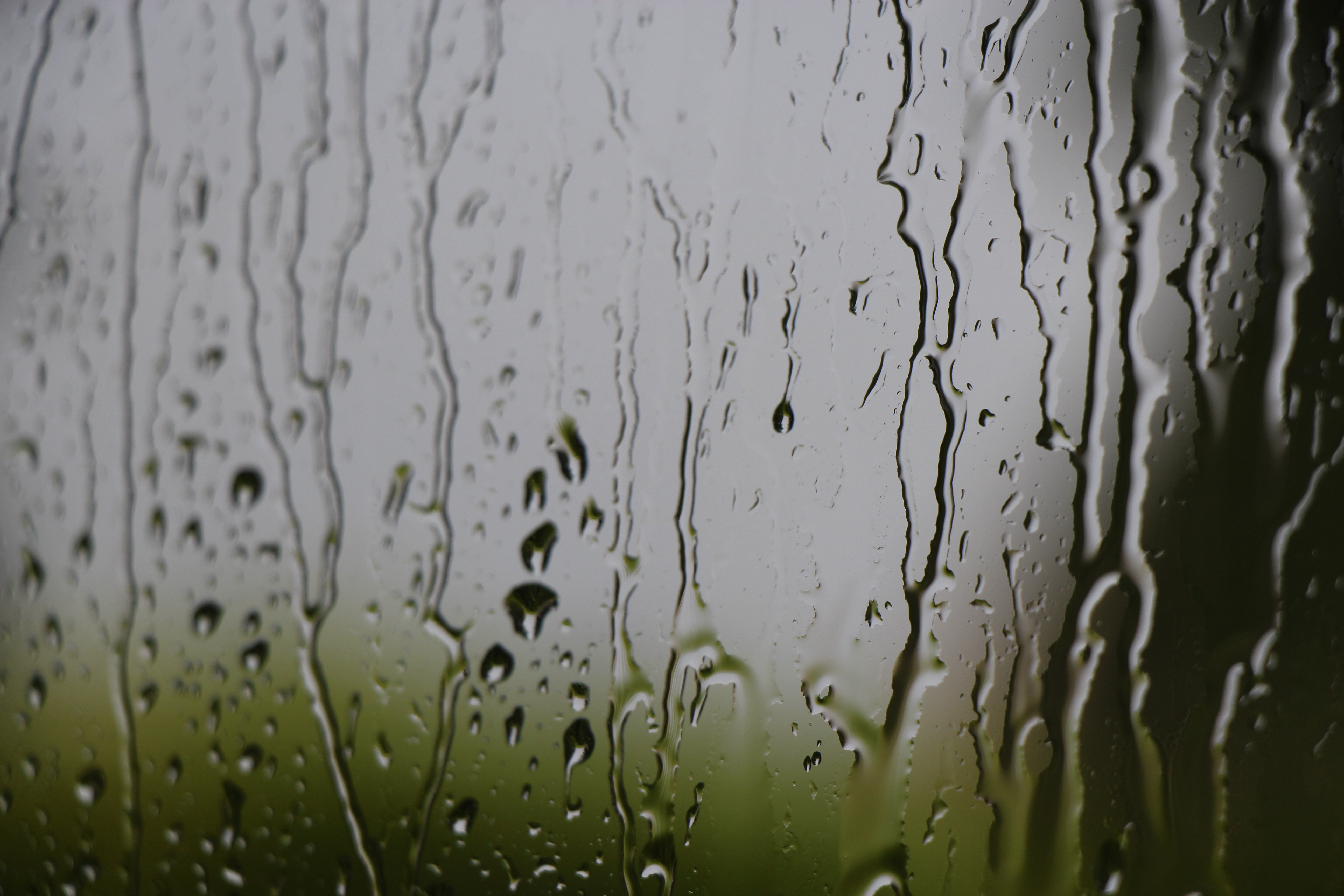 pluie intérieure