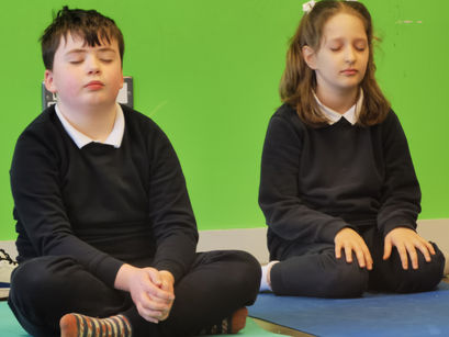 Mindfulness Yoga.