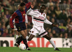 2569149-1998-11-25T120000Z_1824919634_RP1DRIGIEMAA_RTRMADP_3_SPORT-SOCCER