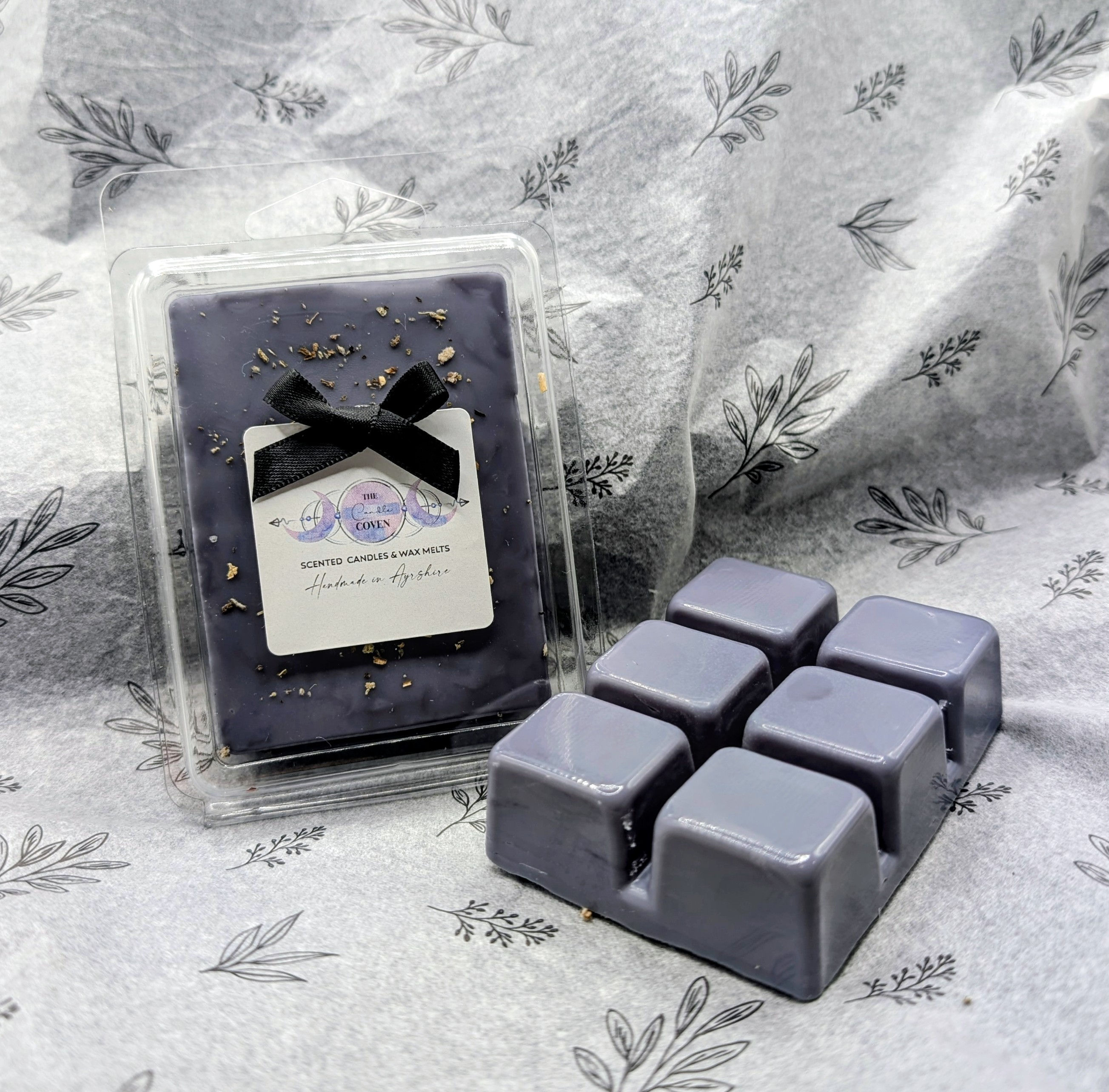 'NEW MOON' Armoire, Jasmine & Sandalwood