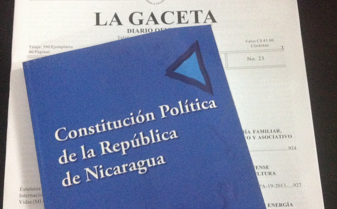 Para el catedrático Ernesto Medina la Constitución Política de Nicaragua es irrespetada