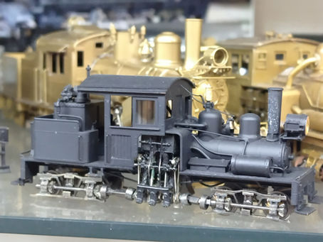 杉山模型のシェイです