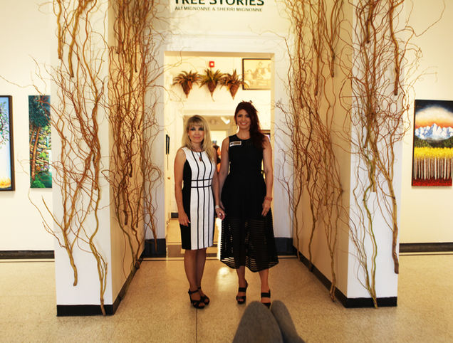 Ali Mignonne and Sherri Mignonne Tree artists 3d painter