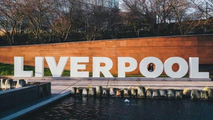 What's on in Liverpool this weekend near iconic Liverpool city sign and waterfront