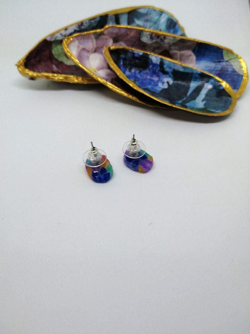 Thumbnail: Kaleidoscope Oval Stud