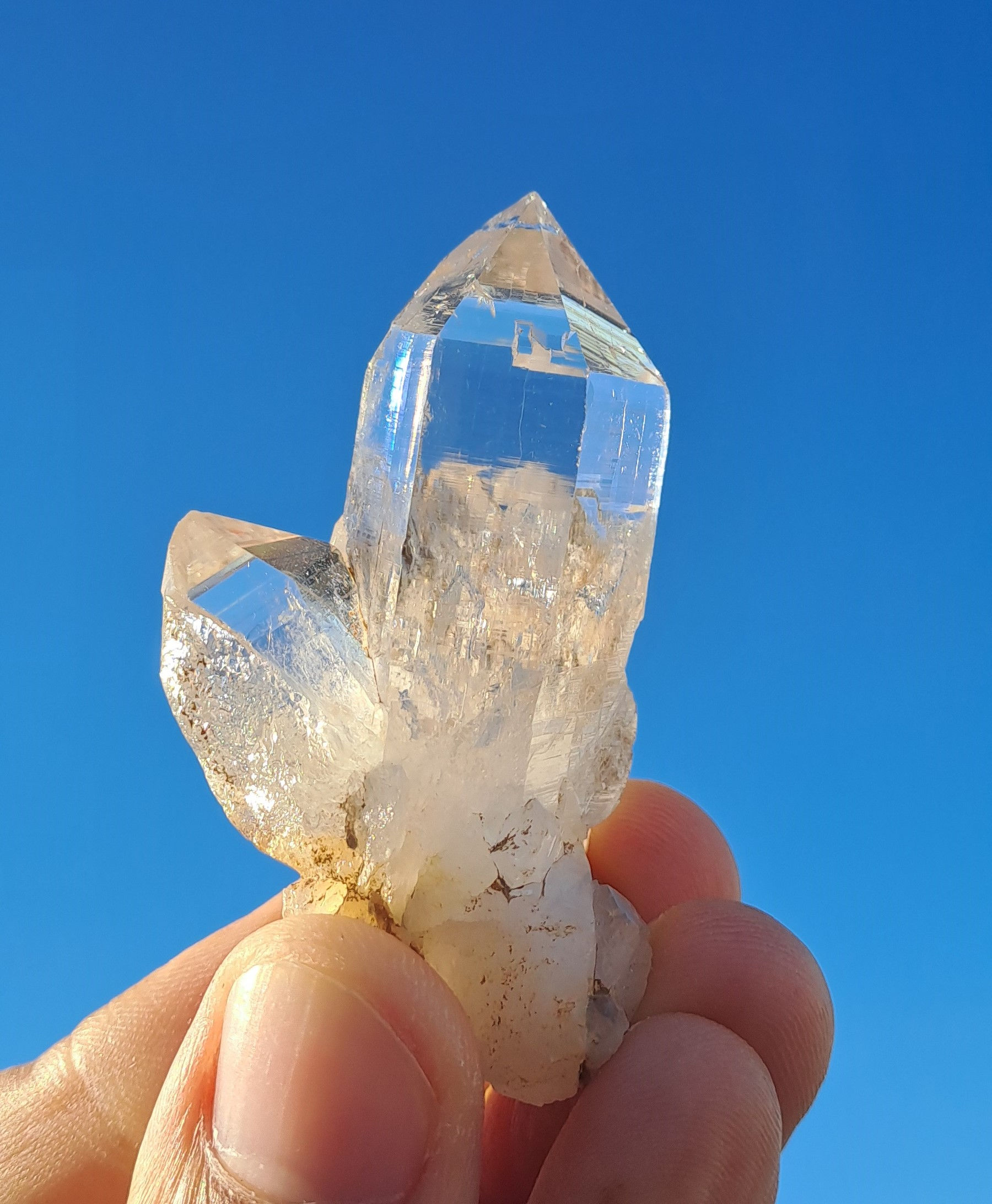Drusa Quartzo Hashupi Record Keeper, Auto-Curado \ Hashupi Himalayan Cluster Quartz Record Keeper Self Healed