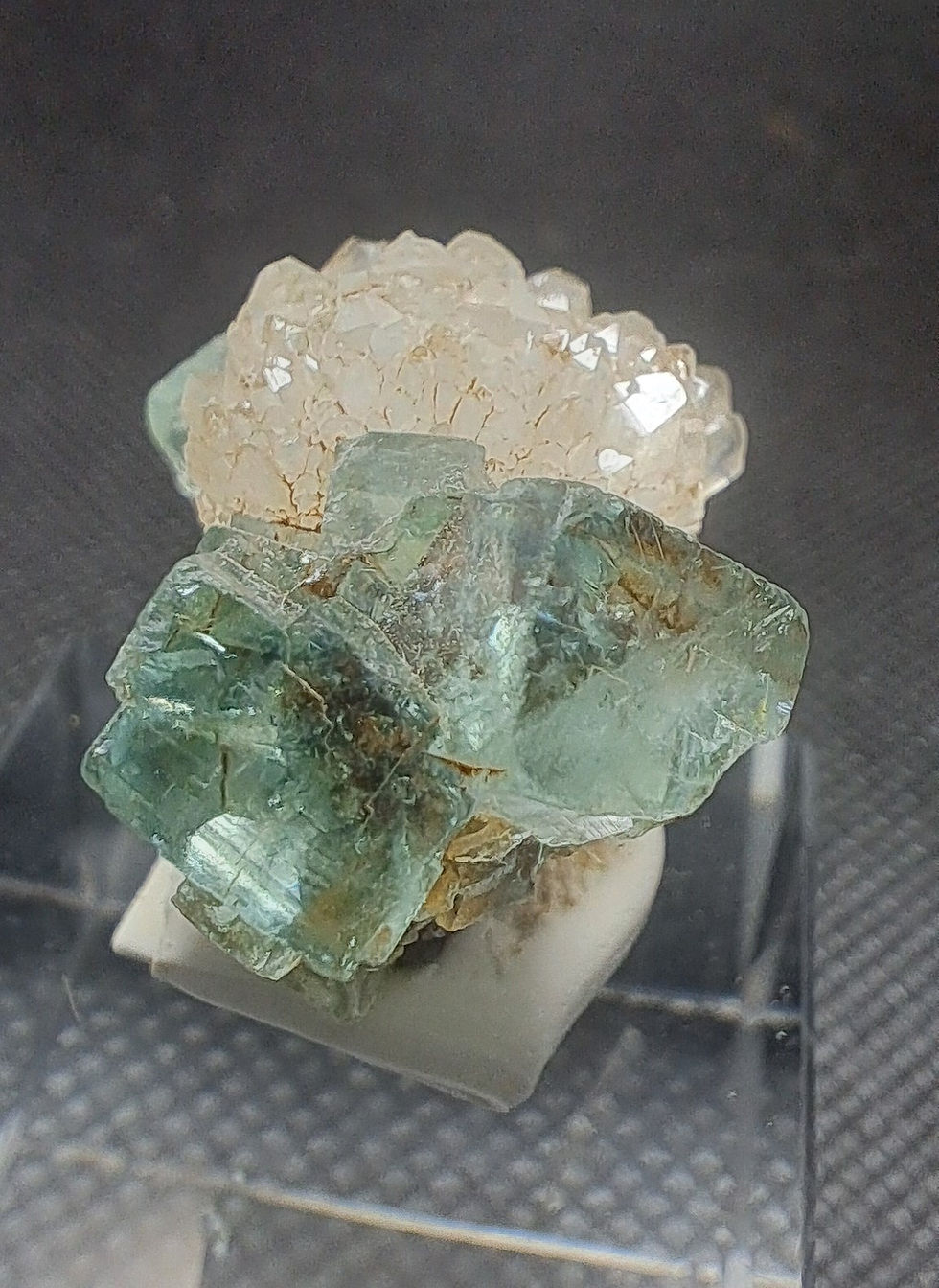 Thumbnail: Okorusu Fluorite c\ Flor de Quartzo